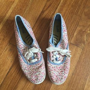 FLORAL KEDS 🌸